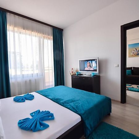 Apartment Summerland Mamaia Exterior foto